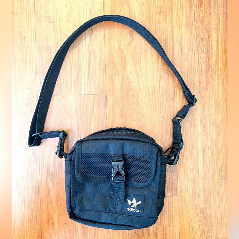 Adidas crossbody bag